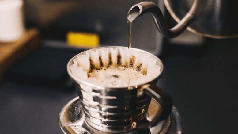 Mengenal Metode Seduh V60 Kalita Wave Dan Chemex Luden - Riset